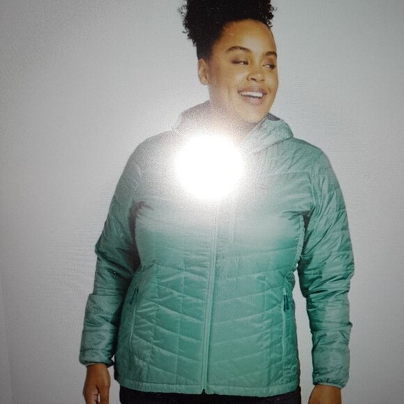 L.L. Bean PrimaLoft Packaway Jacket - Picture 8 of 8